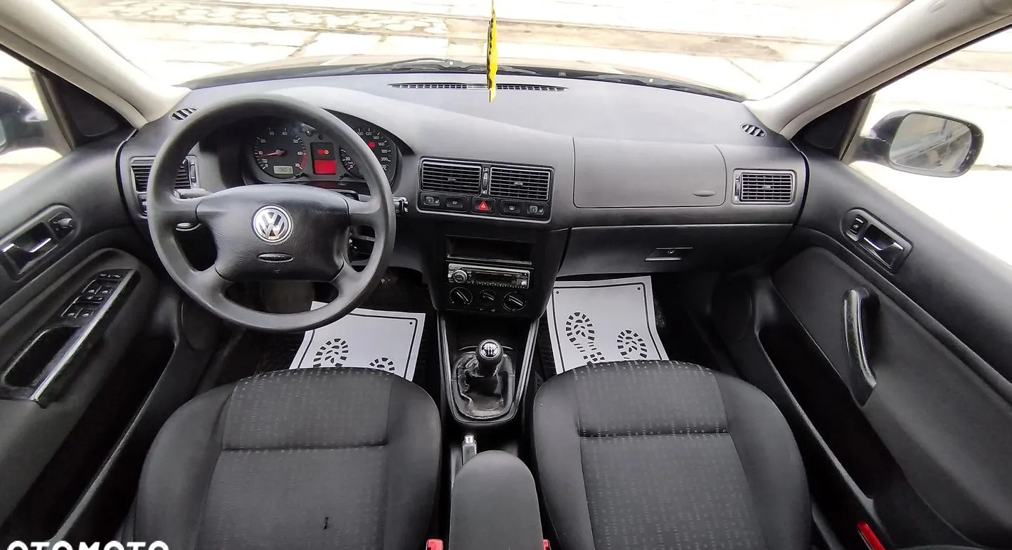 Volkswagen Golf cena 7900 przebieg: 159646, rok produkcji 2002 z Piwniczna-Zdrój małe 529